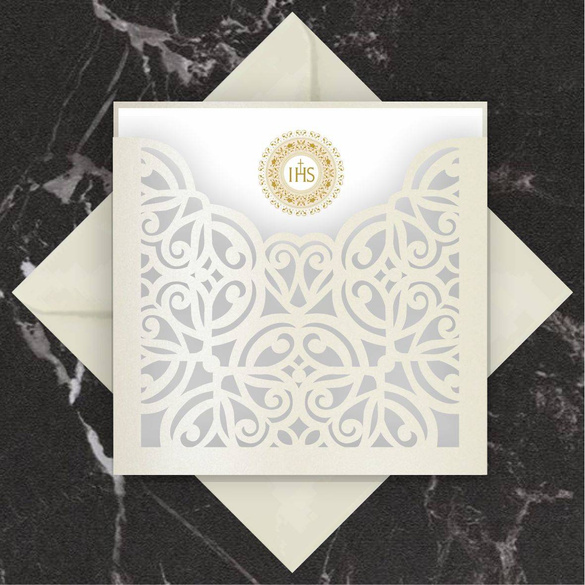 Delikatne Zaproszenia na Komunię z Kopertą Laserową