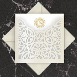 Delikatne Zaproszenia na Komunię z Kopertą Laserową